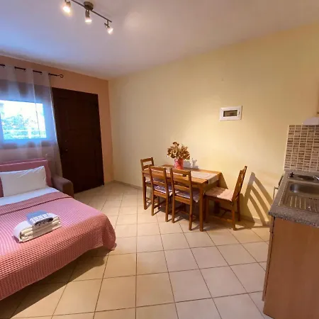 Alkmini Apartments *
